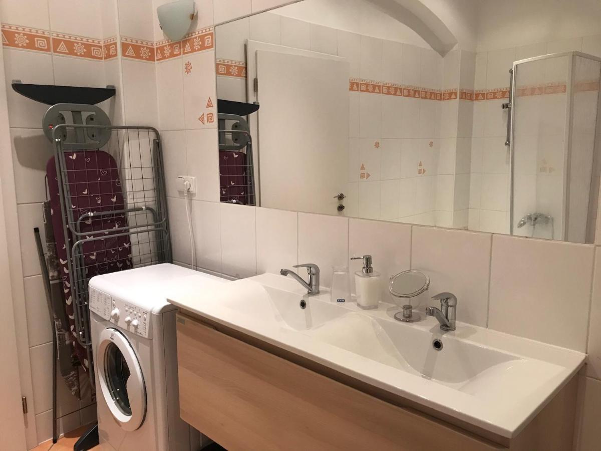 Apartman U Kolonady Karlovy Vary Luaran gambar