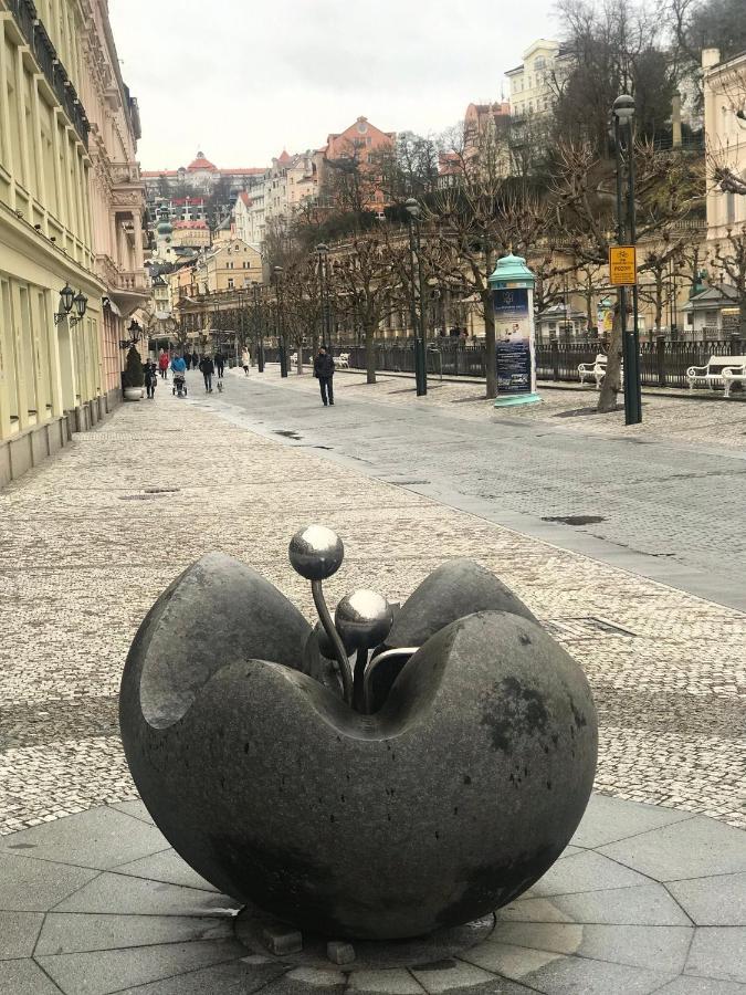 Apartman U Kolonady Karlovy Vary Luaran gambar